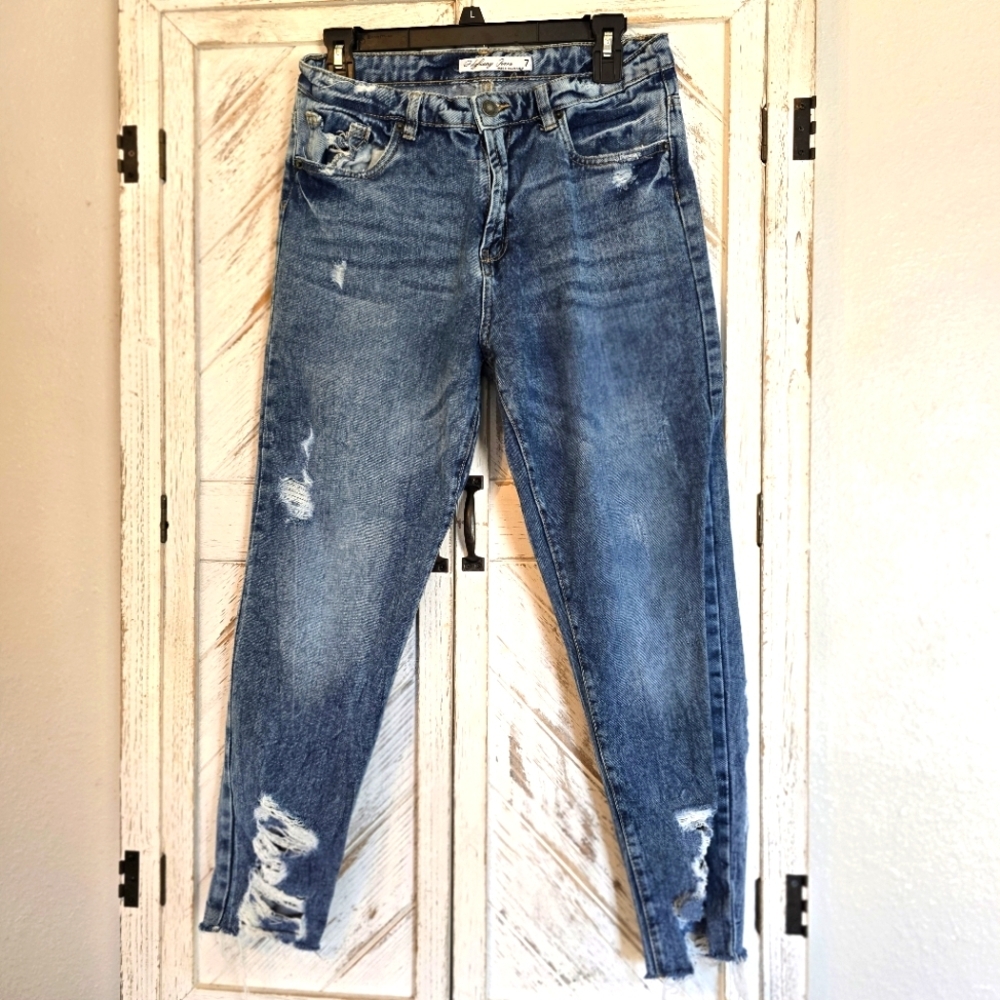 High Rise Distressed Boyfriend Jeans Women’s Juniors 7 Vintage 90s Relaxed Fit